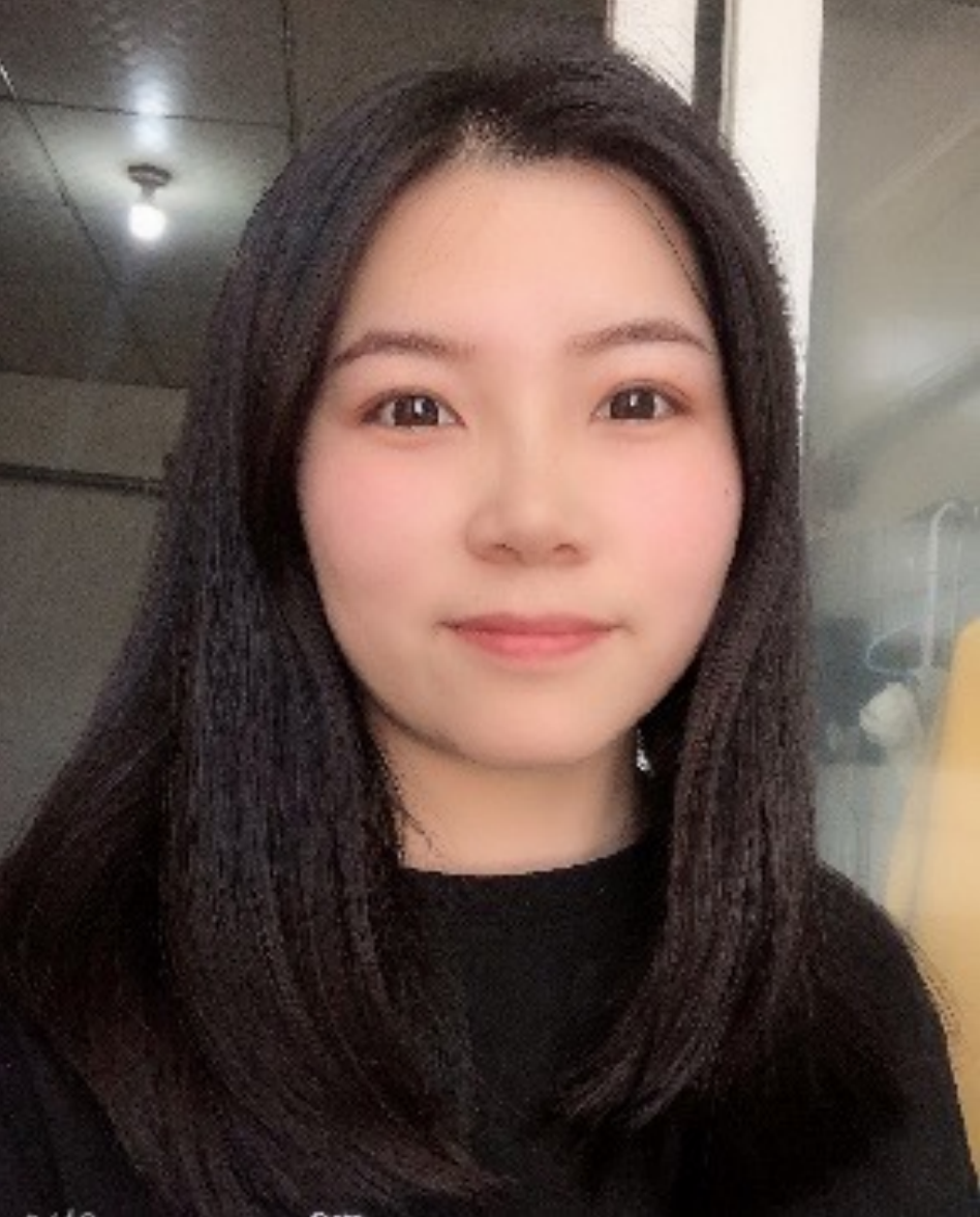 郑同学（设计总监）